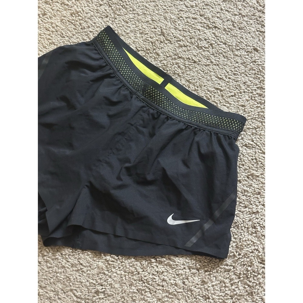 Women's Nike Dri Fit Athletic Shorts - Small